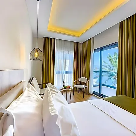 Dedeoglu Port Hotel
